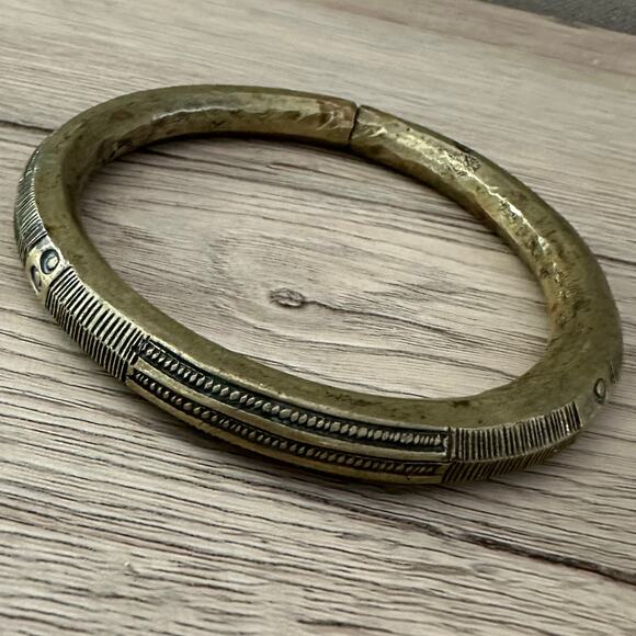Vintage Tribal Heavy Large Etched Metal Bangle Bracelet - Picture 1 of 7